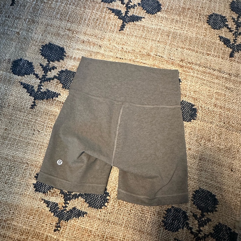 Lululemon Align High Rise short - Picture 8 of 8